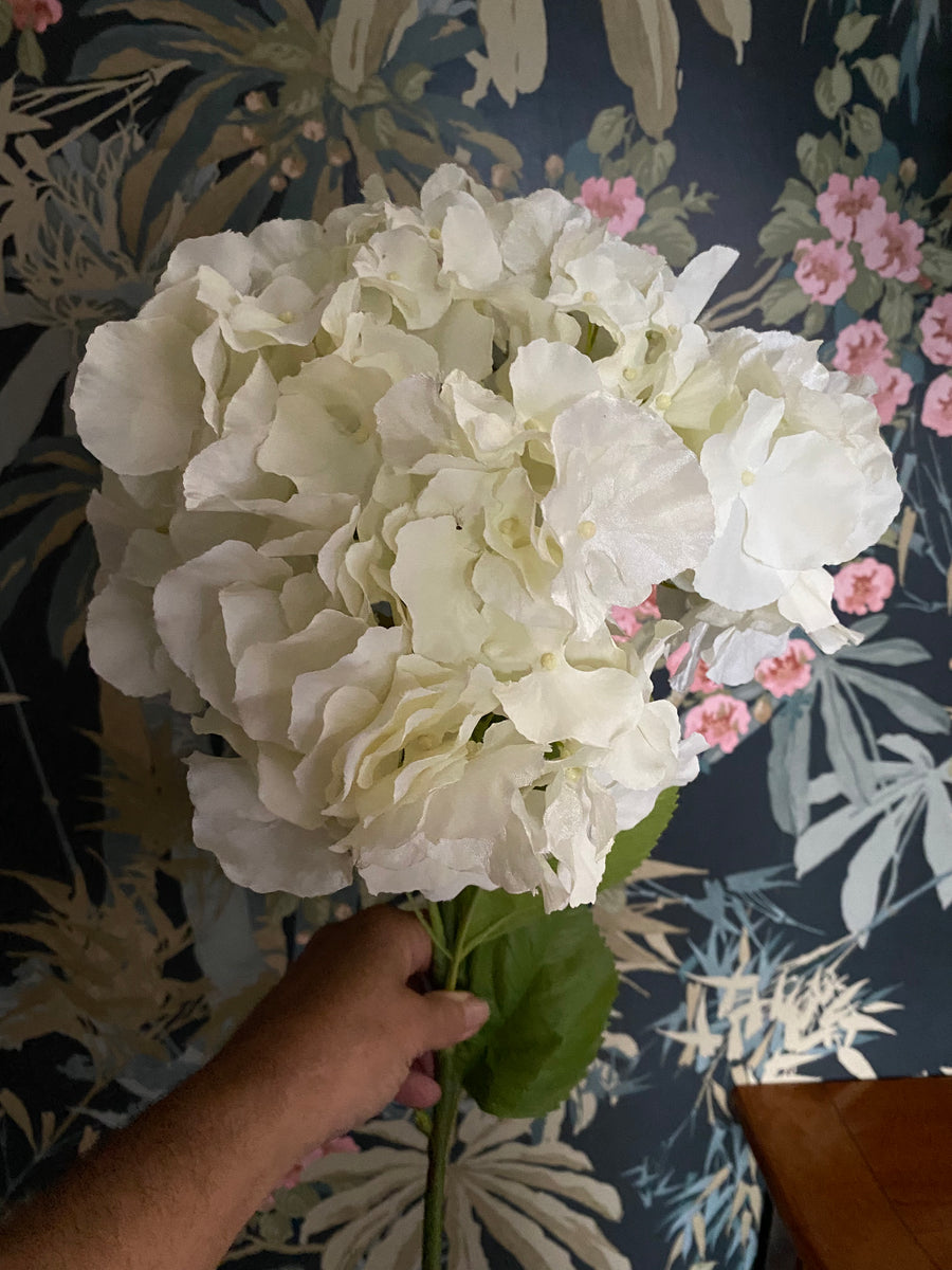 Real Feel White Hydrangea Stem with Leaves – Grandad's Shed