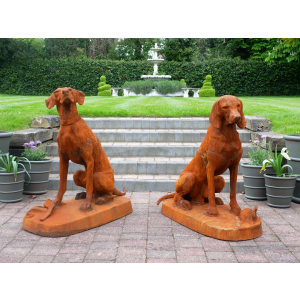 Rusty pair of gun dog statues