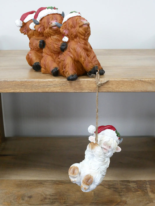 Helpful Christmas Cow Figures — view 2