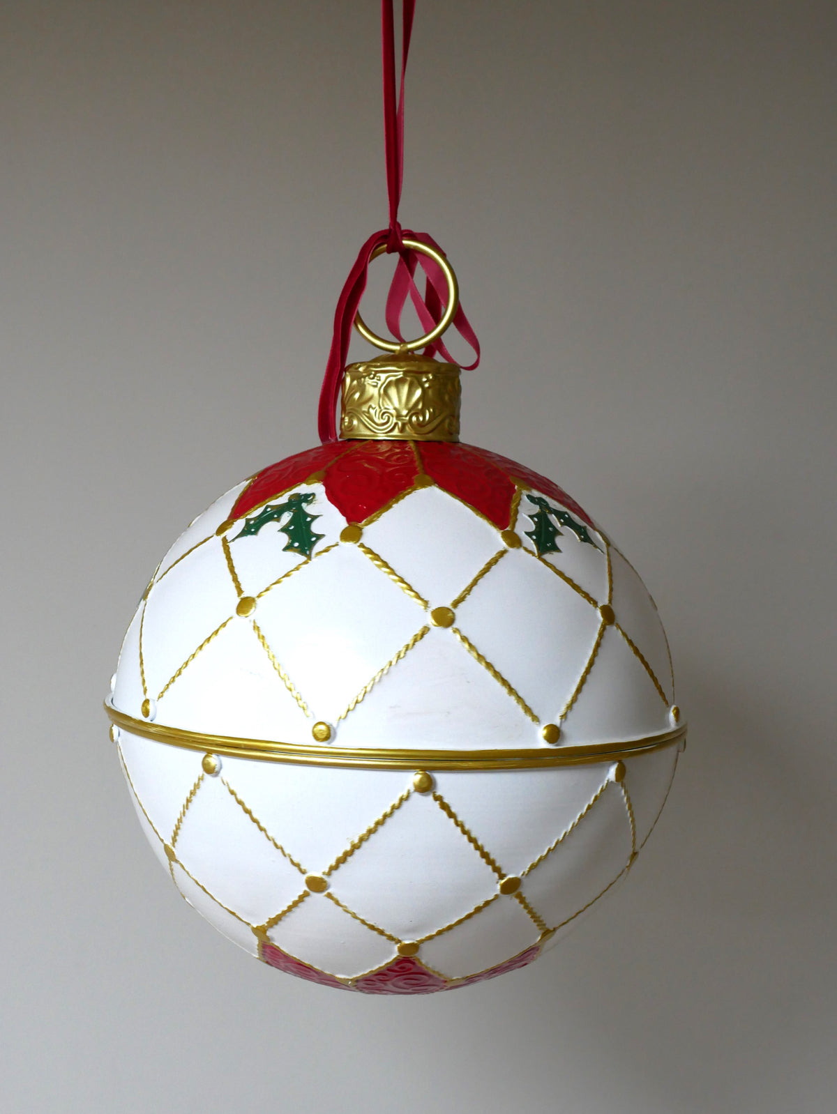 Oversized Red & Gold Christmas Globe – Small — view 1