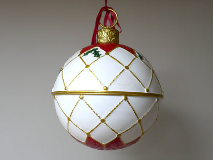 Oversized Red & Gold Christmas Globe – Small — view 4