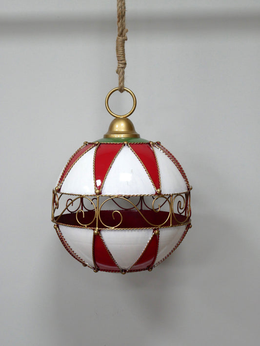 Heritage Hanging Christmas Globe – Large — view 1