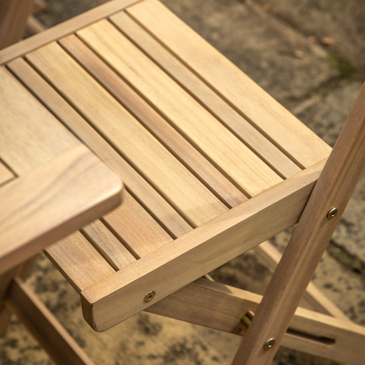 Lindos Folding Garden Dining Set – Natural – detail view