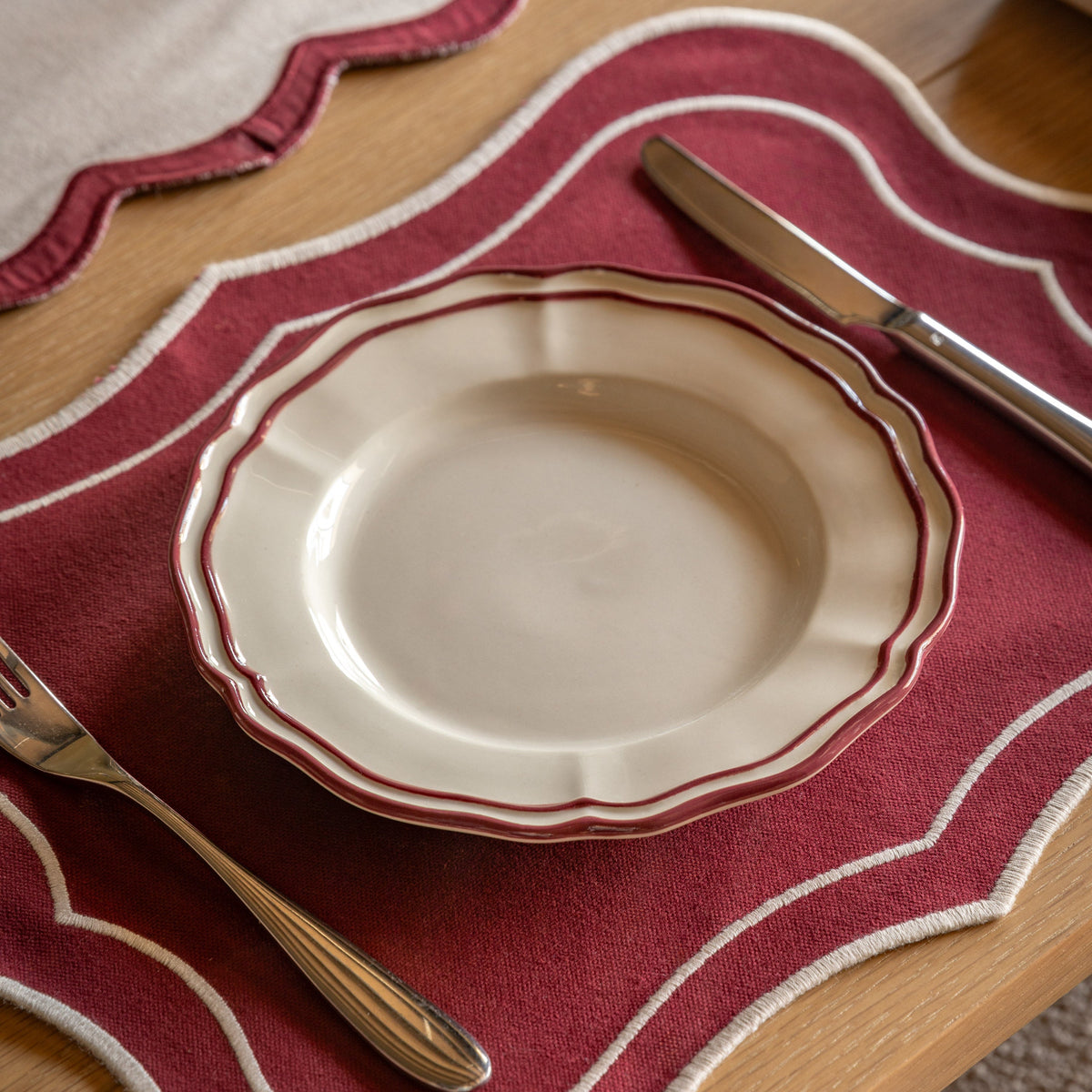 Heritage Red Scallop Side Plates – Set of 4 – styled setting