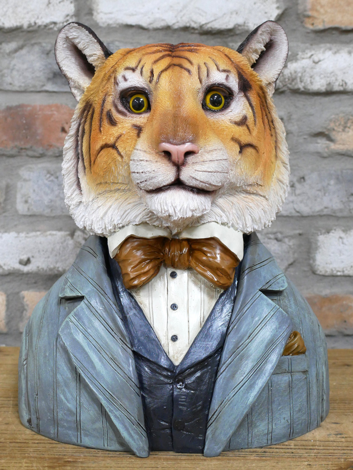 Large tiger bust sculpture, front view