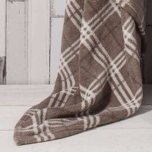 Checkers Throw